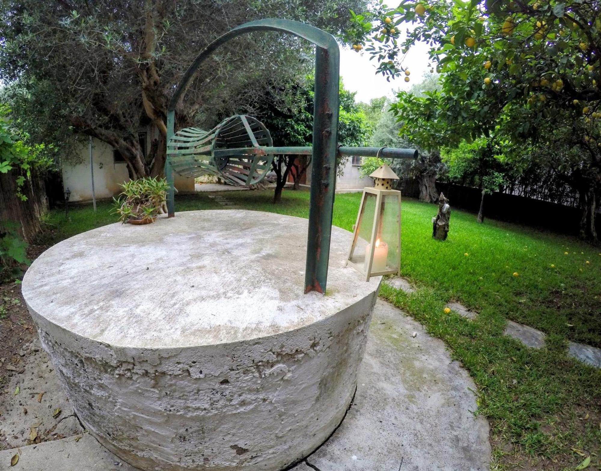 דירות Σπίτι Στο Ρίο Πατρών Με Κήπο - Detached House In Rio With Garden מראה חיצוני תמונה
