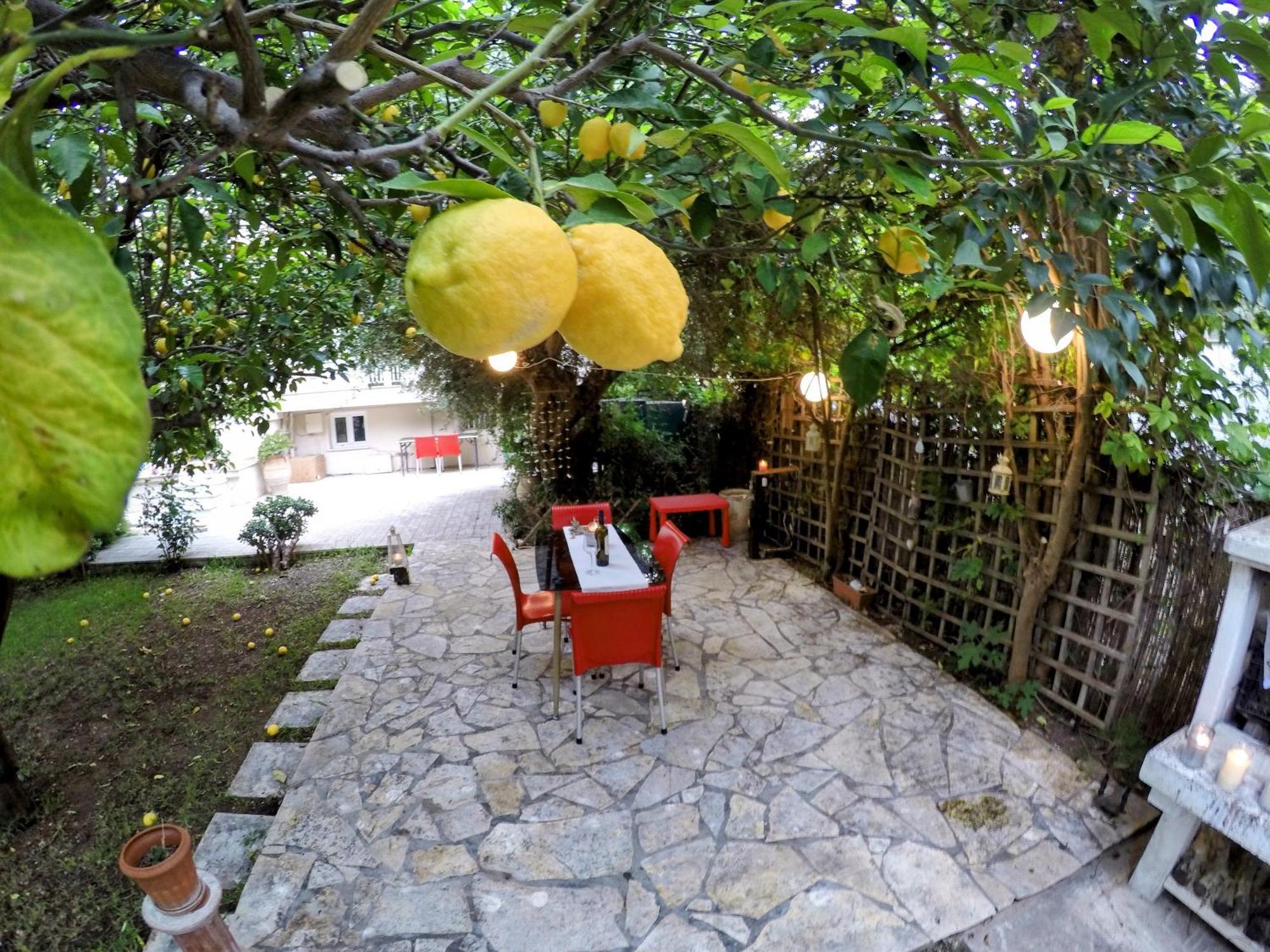 דירות Σπίτι Στο Ρίο Πατρών Με Κήπο - Detached House In Rio With Garden מראה חיצוני תמונה